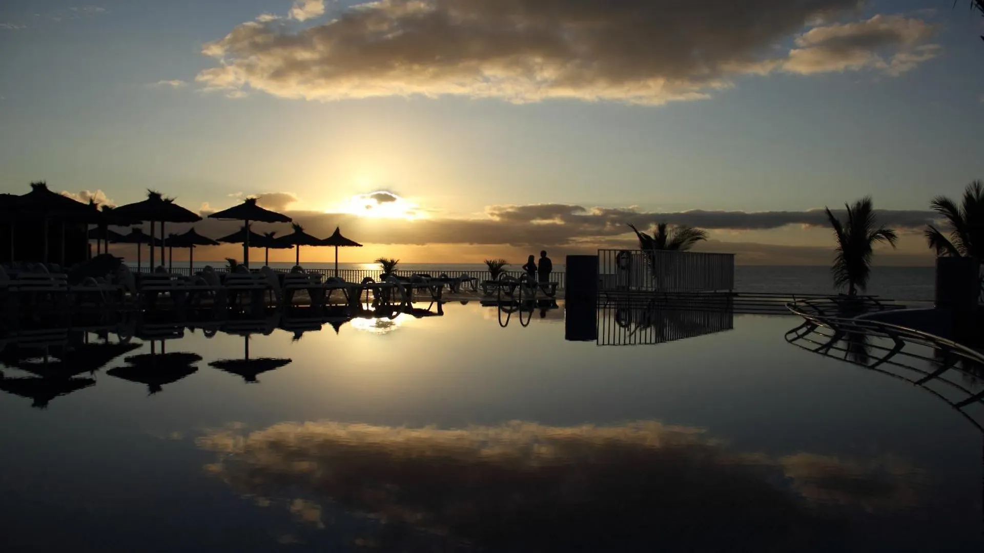 Vik Hotel San Antonio Puerto del Carmen